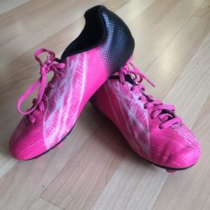 Umbro Girls Soccer cleats